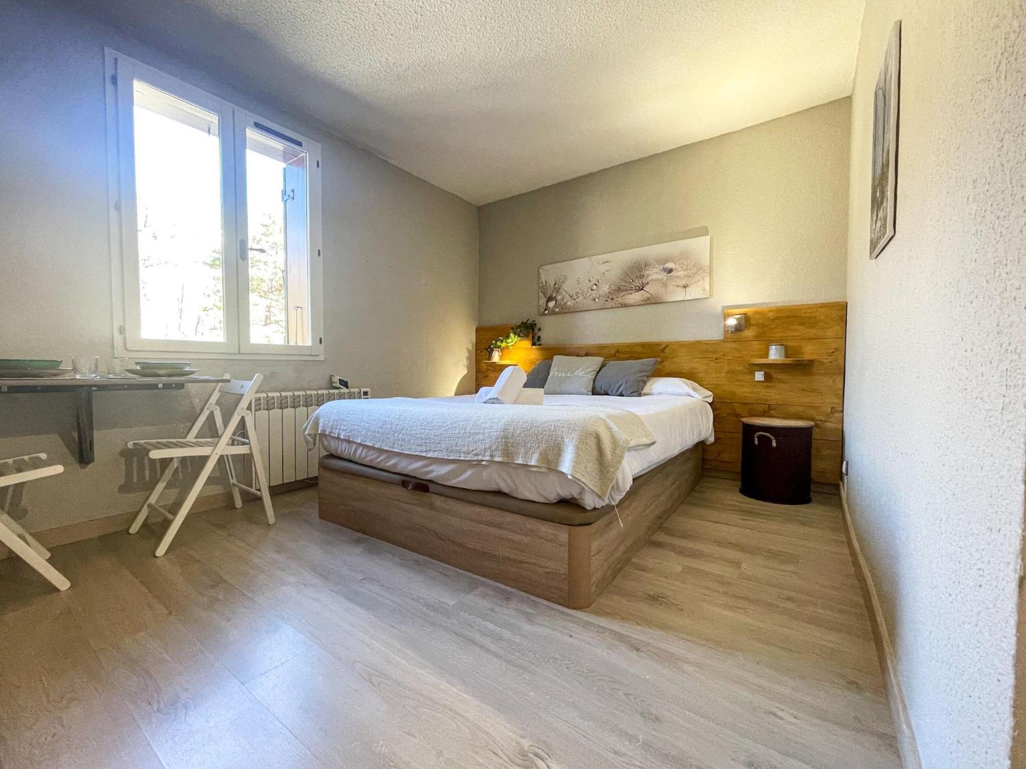 Apartamento Ideal Para Parejas En Enveitg Zewnętrze zdjęcie